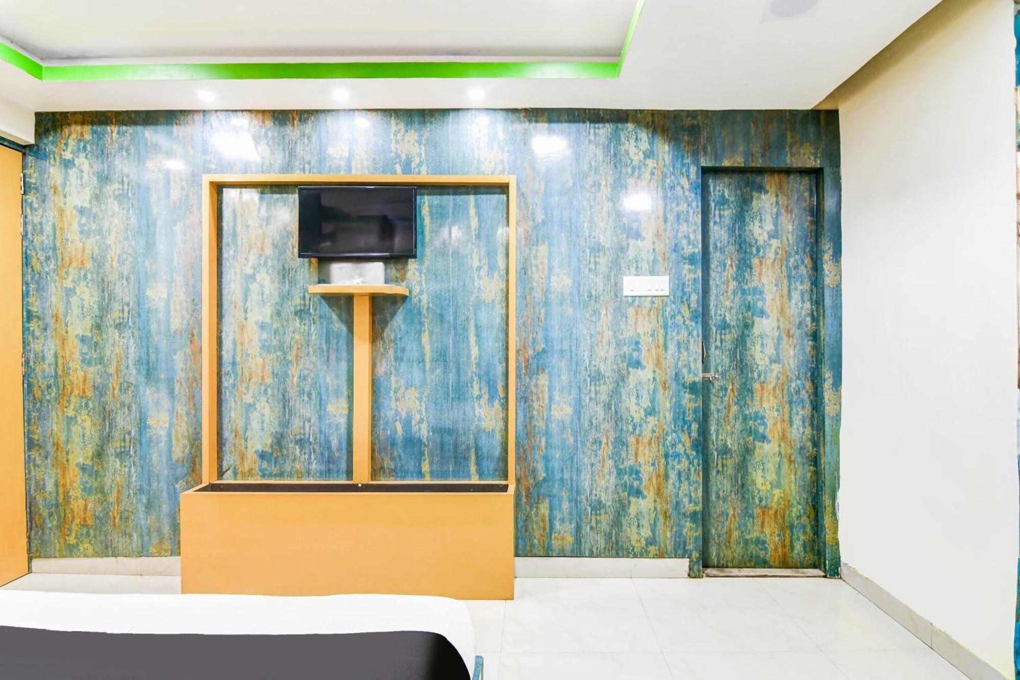 Super Hotel O Tagore Park Ruby Road كولكاتا المظهر الخارجي الصورة