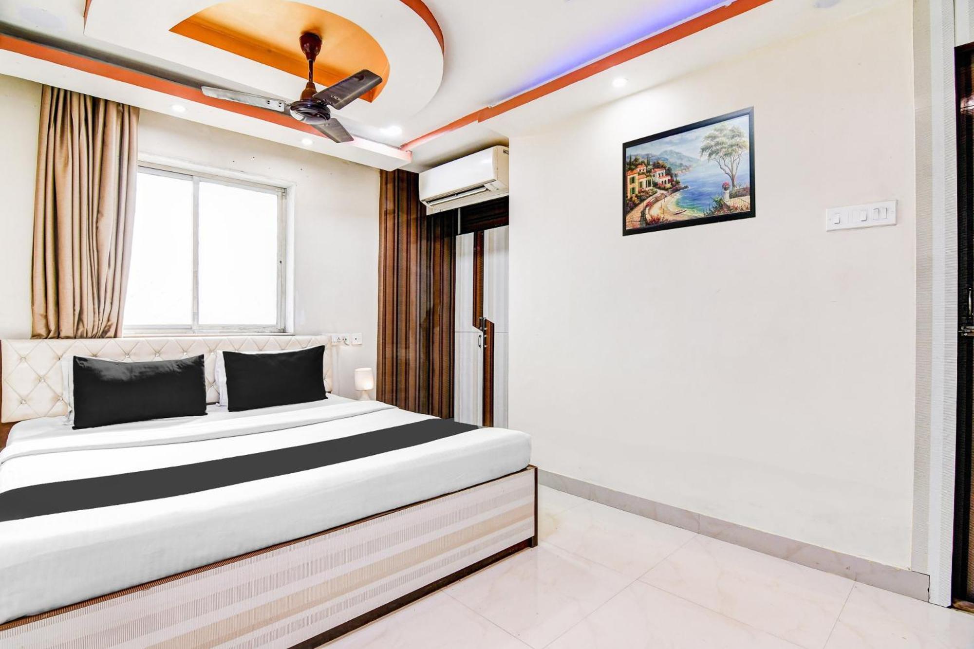 Super Hotel O Tagore Park Ruby Road كولكاتا المظهر الخارجي الصورة