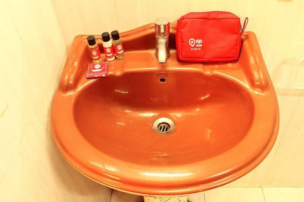Super Hotel O Tagore Park Ruby Road كولكاتا المظهر الخارجي الصورة